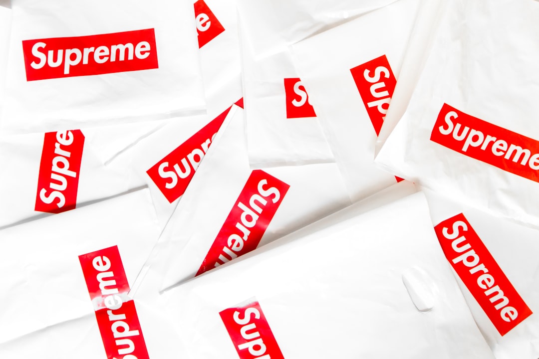 Photo Social commerce growth: Brand strategies